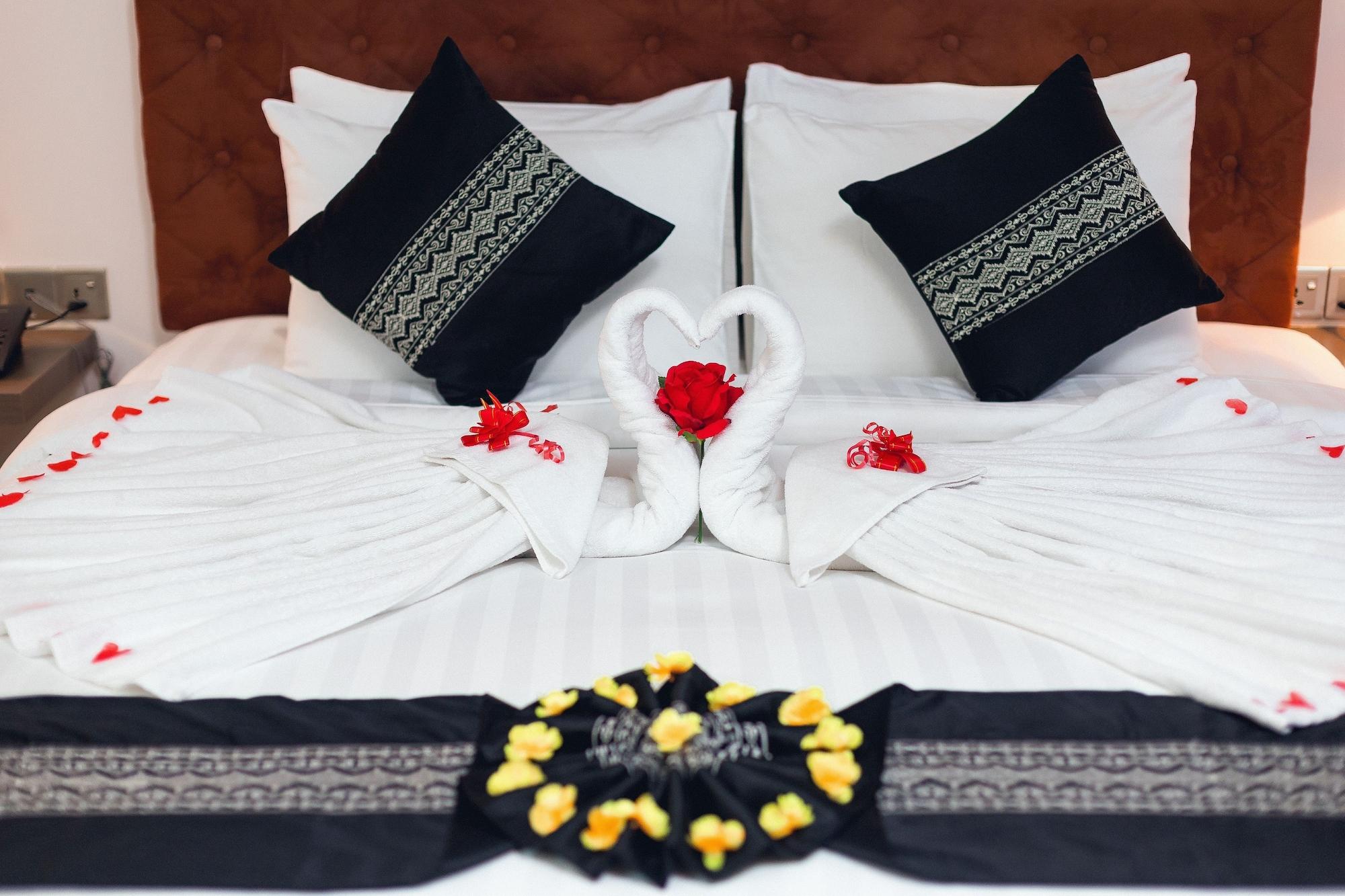 Elegant Hotel Pyi Thar Yar Yangon Eksteriør bilde