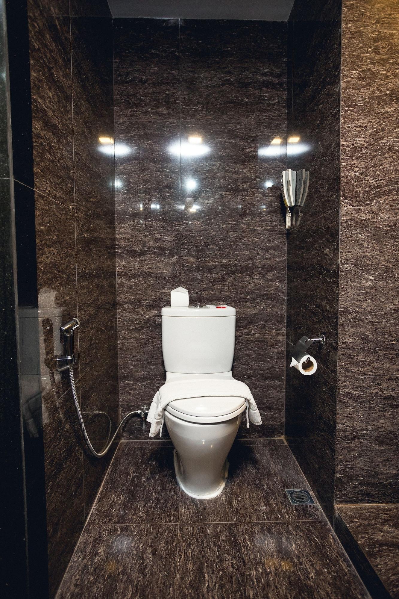 Elegant Hotel Pyi Thar Yar Yangon Eksteriør bilde
