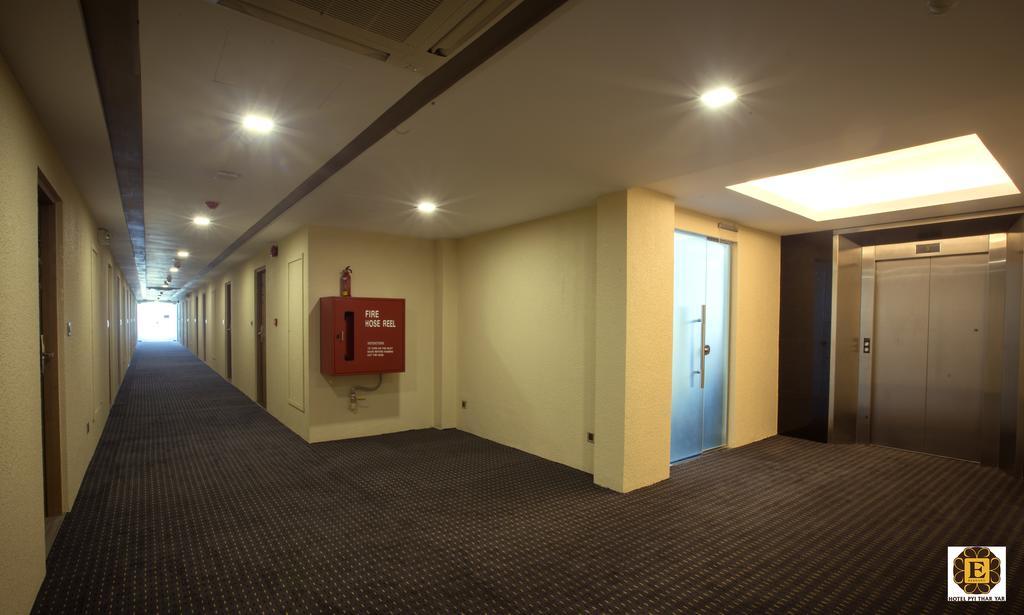 Elegant Hotel Pyi Thar Yar Yangon Eksteriør bilde