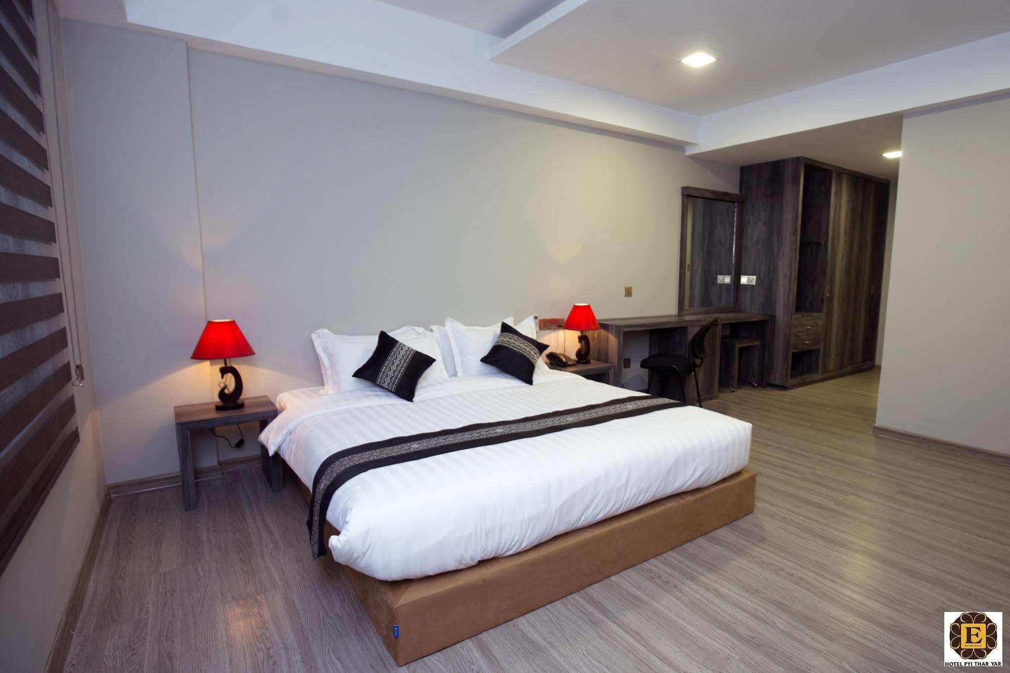 Elegant Hotel Pyi Thar Yar Yangon Eksteriør bilde