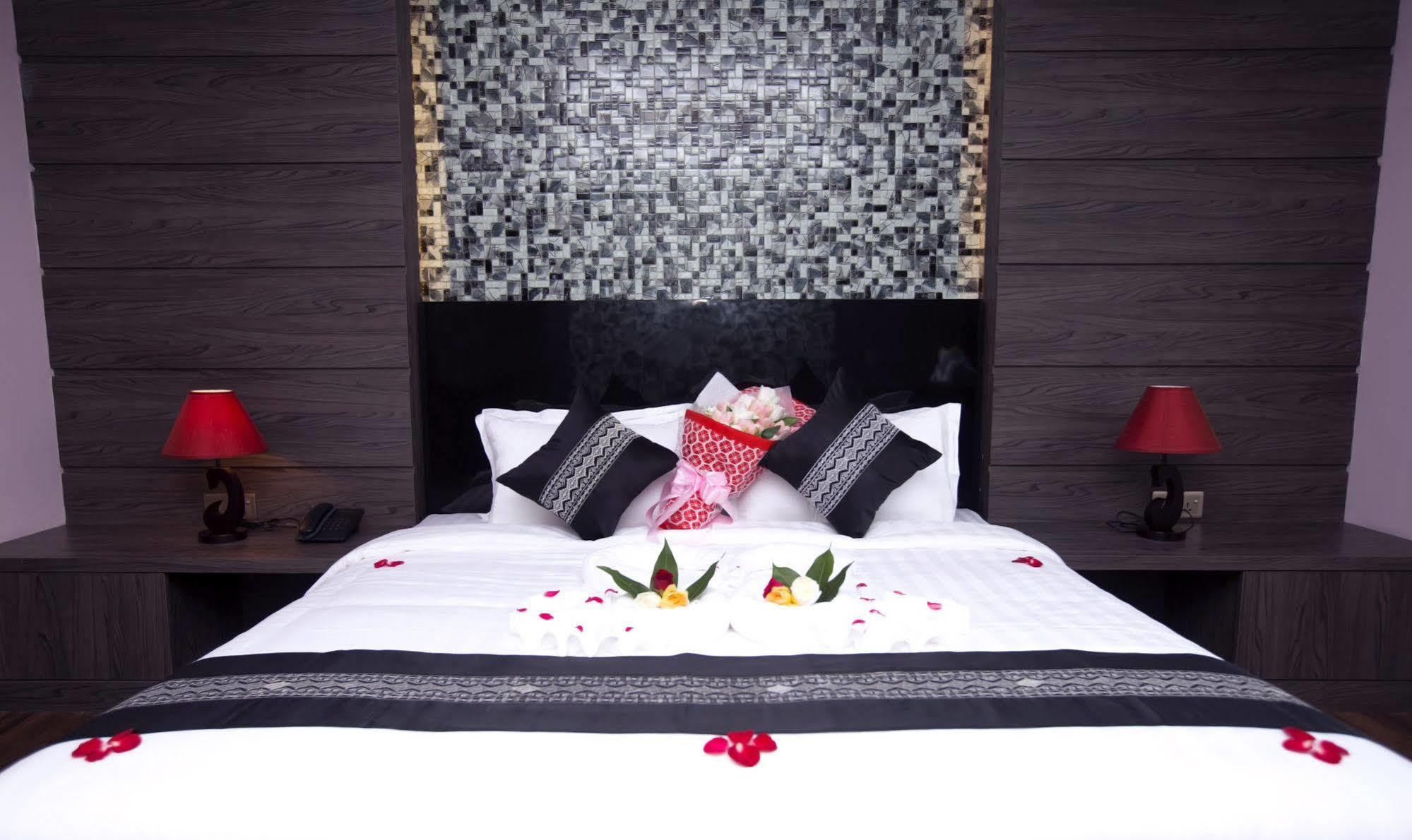 Elegant Hotel Pyi Thar Yar Yangon Eksteriør bilde