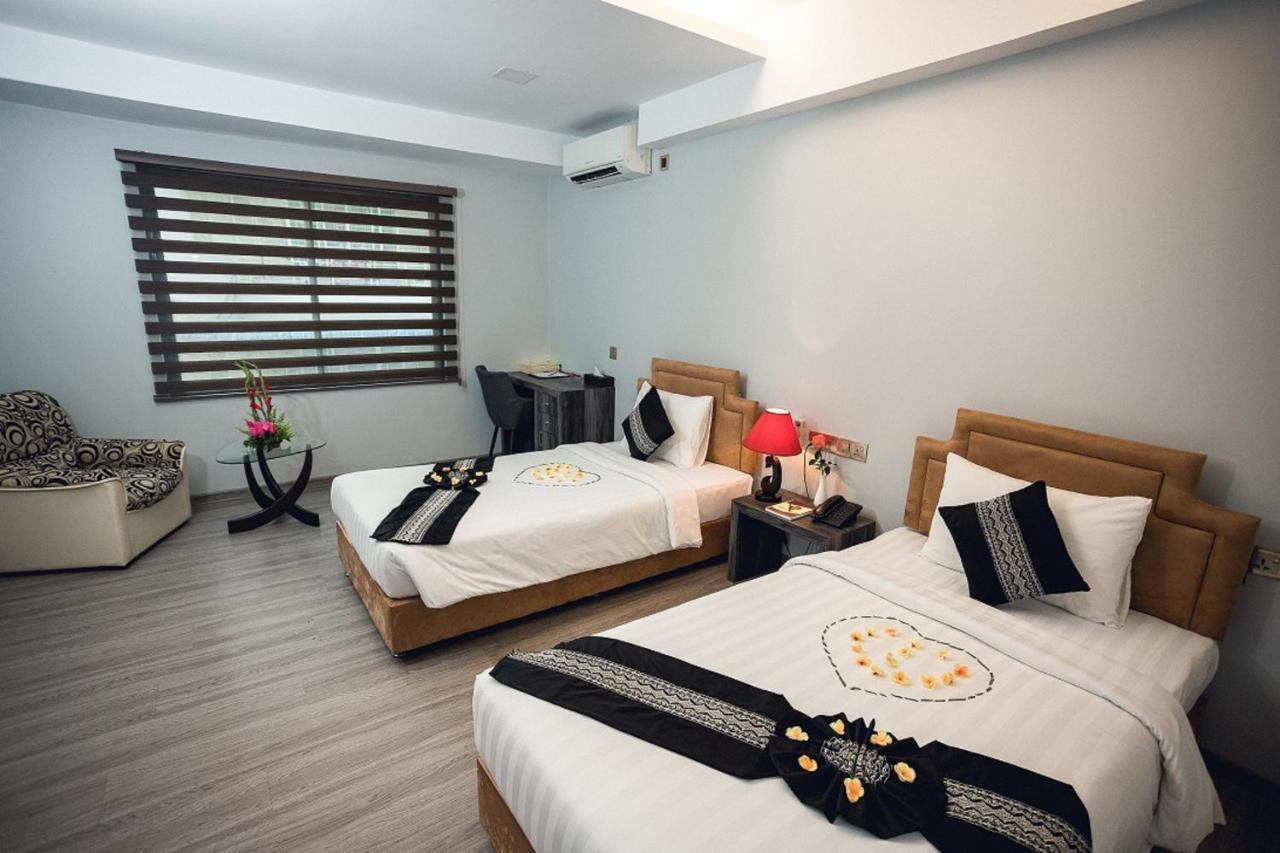 Elegant Hotel Pyi Thar Yar Yangon Eksteriør bilde